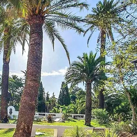 1 Bedroom Nice In Saint-raphael * Saint-Raphaël