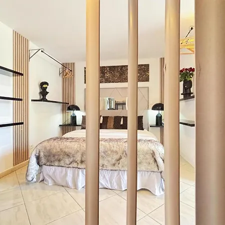1 Bedroom Nice In Saint-raphael * Saint-Raphaël