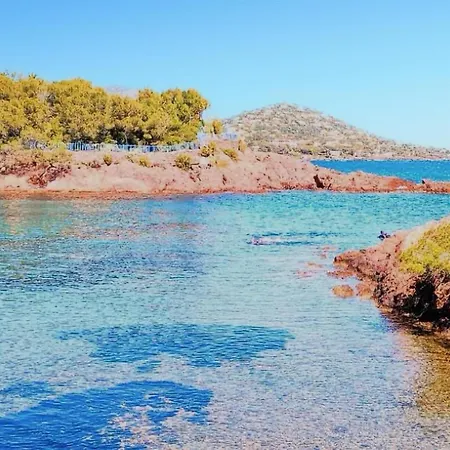 Appartamento 1 Bedroom Nice In Saint-raphael *